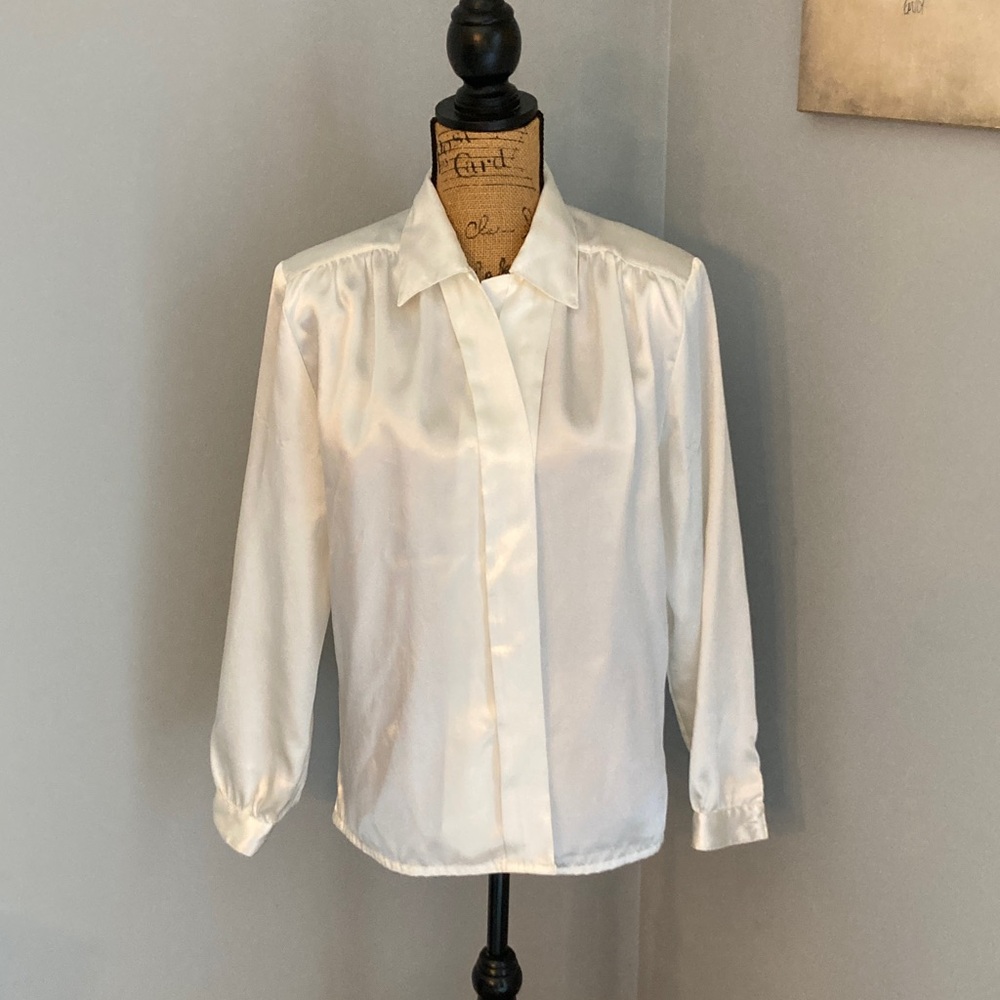 Impressions Elegant Cream Button Down Blouse Women Large